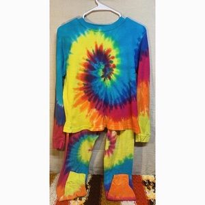 Tie dye just love Thermal two piece set! Size S